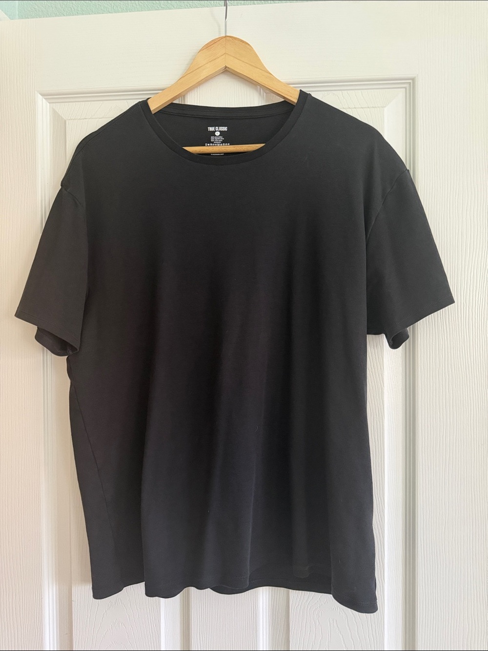 True Classic Black Crew Neck Short Sleeve Tee - Men